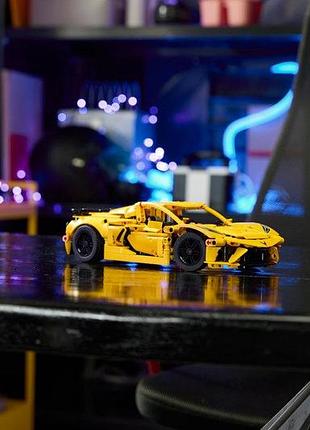 Конструктор lego technic 42205 chevrolet corvette stingray 9