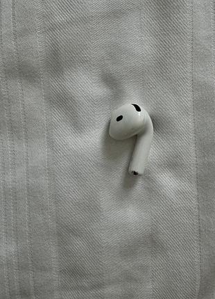 Навушники apple airpods 4 (правий навушник) та чохол