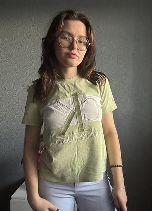 Футболка футба calvin klein тренд база