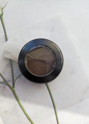 Одинарні тіні для повік коричневі оригінал mac brun satin 3