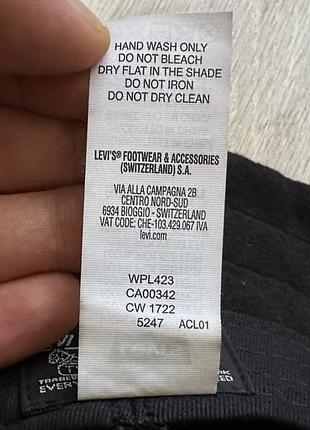 Чорна панама levi’s 6