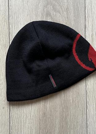 Чорна шапкаmammut 3