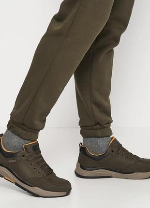 Водонепроникні, шкіряні кросівки *skechers relaxed fit: benago - hombre*
