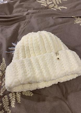 Шапка зимова молочна