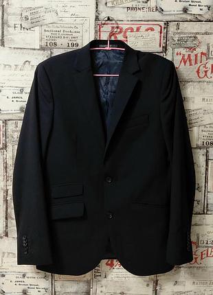 Стильный классический пиджак slim fit от бренда riley.