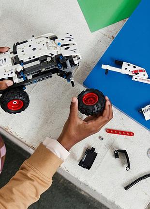 Lego technic monster jam монстр матт далматинець 42150 7