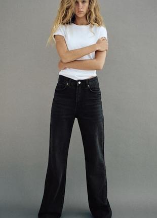 Черные джинсы zara