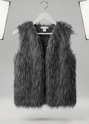 Красивая жилетка primark 7-11 л