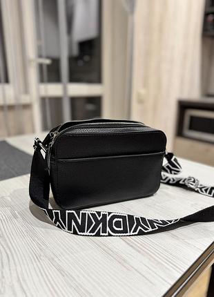 Сумка кросбоді нова оригінал dkny 3