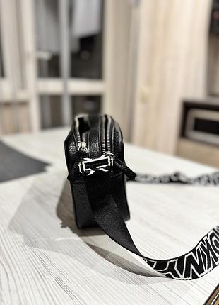 Сумка кросбоді нова оригінал dkny 2