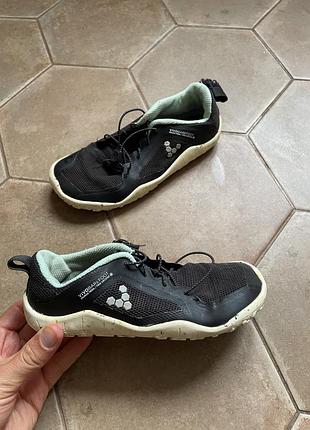Кросівки дитячі vivobarefoot barefoot чорні, розмір 33, довжина устілки 19,7-20,2 см