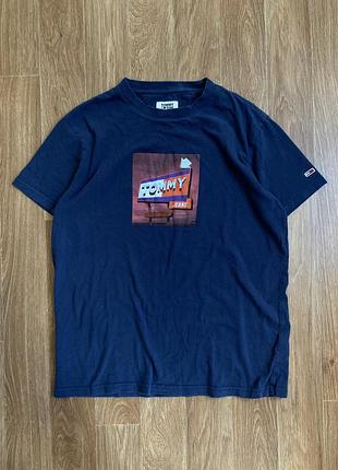 Футболка tommy jeans розмір по факту м