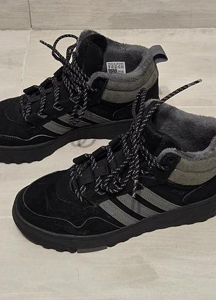 Кросівки чоловічі adidas зимові чорні, розмір 38 2/3