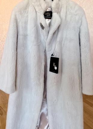 Роскішна біла норка velvet