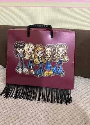 Продам кейс bratz