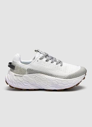 Белые кроссовки унисекс new balance fresh foam more trail v3 white х нью беланс 40