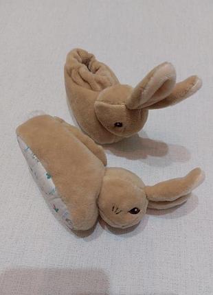 Теплі пінетки іграшки брязкальця peter rabbit на 0-3м устілка 8,5см