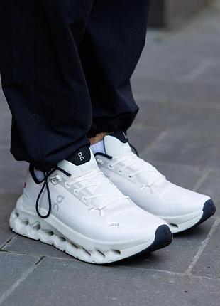 On cloudtilt white black nd 2