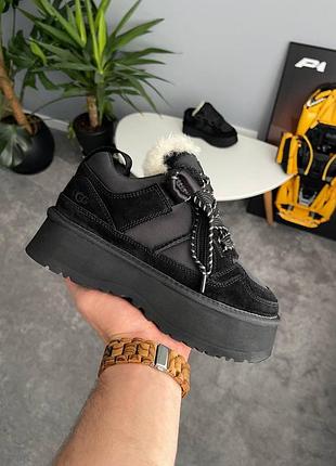 Женские черные ботинки ugg astromel black fur х угг бутс 37