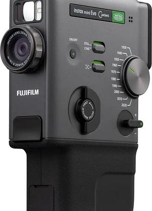 Фотокамера миттєвого друку fujifilm instax mini evo cinema