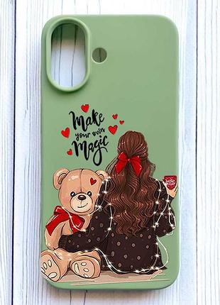 Матовый оливковый чехол на iphone 16 девушка с мишкой (принт 188)