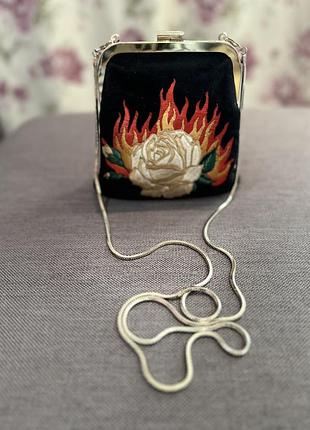 Сумочка бархатная, женская,flaming rose purse,poppy lissiman