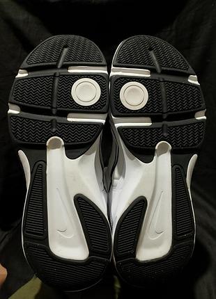 Nike defy all day 8