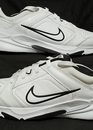 Nike defy all day