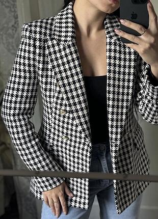 Стильний жіночий жакет від zara, xs
