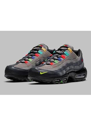 Кросівки чоловічі nike air max 95 сірі з різнокольоровими елементами