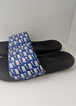 Шльопанці nike victori one slide