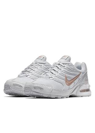 Стильні кросівки nike air torch 4