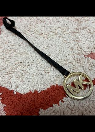 Оригинальный кожаный брелок подвеска michael kors