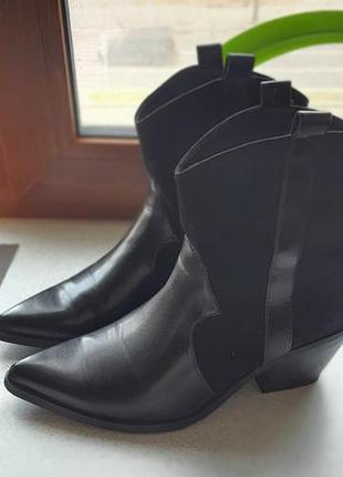 Жіночі ботильйони zara чорні