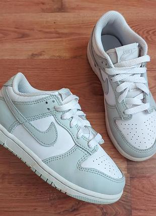 Оригинальные nike р31.5 длина стельки по факту 20.5см