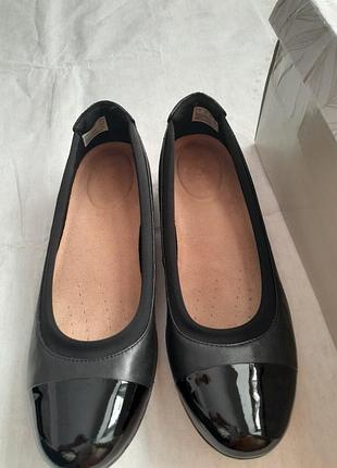 Балетки жіночі clarks чорні шкіряні