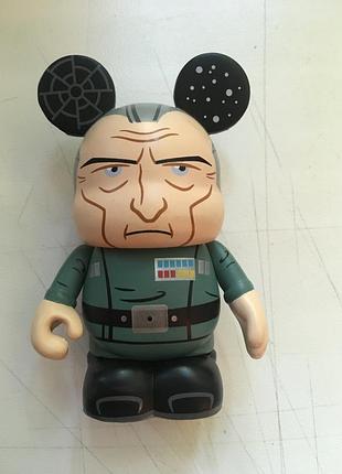 Коллекционная фигурка disney vinylmation star wars — гранд-мофф таркин (2012)