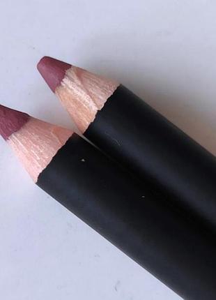Карандаш для губ rimmel lasting finish lip liner#880 wine новый цена заill