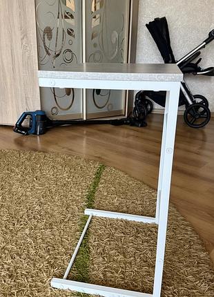 Приставний столик 6