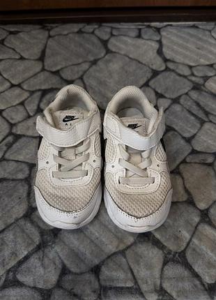Кросівки для хлопчиків nike білі