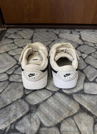 Кросівки для хлопчиків nike білі 3
