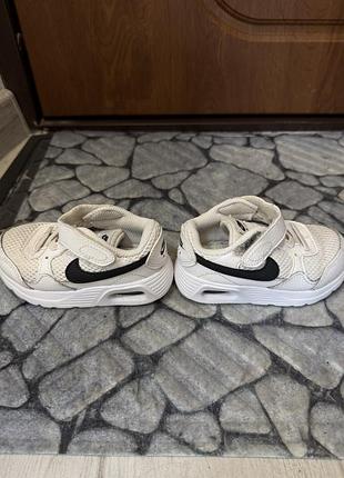 Кросівки для хлопчиків nike білі 4