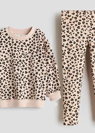 Повсякденний костюм для дівчинки h&m реглан та лосини леопардовий
