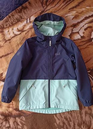 Дитяча демісезонна куртка jack wolfskin у чудовому стані.