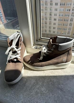 Черевики жіночі timberland коричневі 39,5