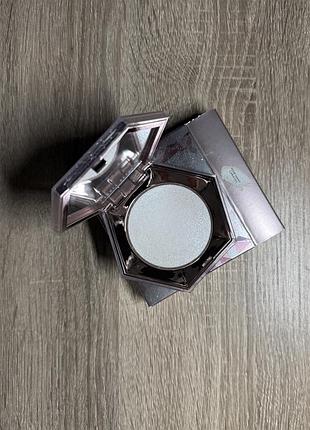 Хайлайтер fenty diamond bomb how many carats?!