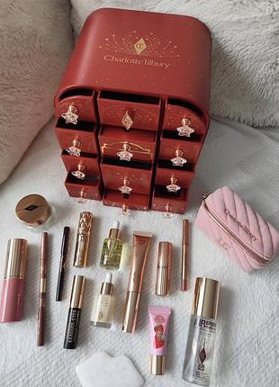 Набір декоративної косметики charlotte tilbury адвент-календар