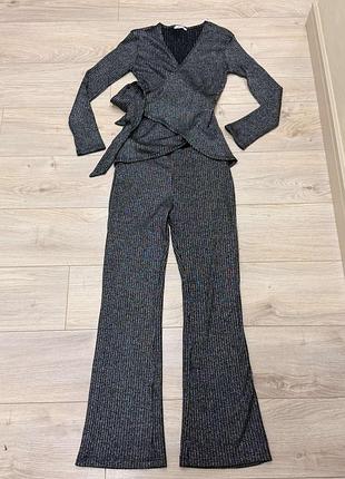 Брючний костюм жіночий zara сірий графіт з люрексом s 42
