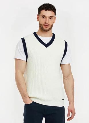 Жилет трикотажний молочного кольору threadbare р.m