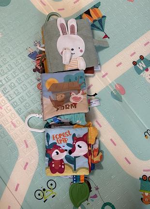 Дитячі розвиваючі тактильні сенсорні книжки babyono